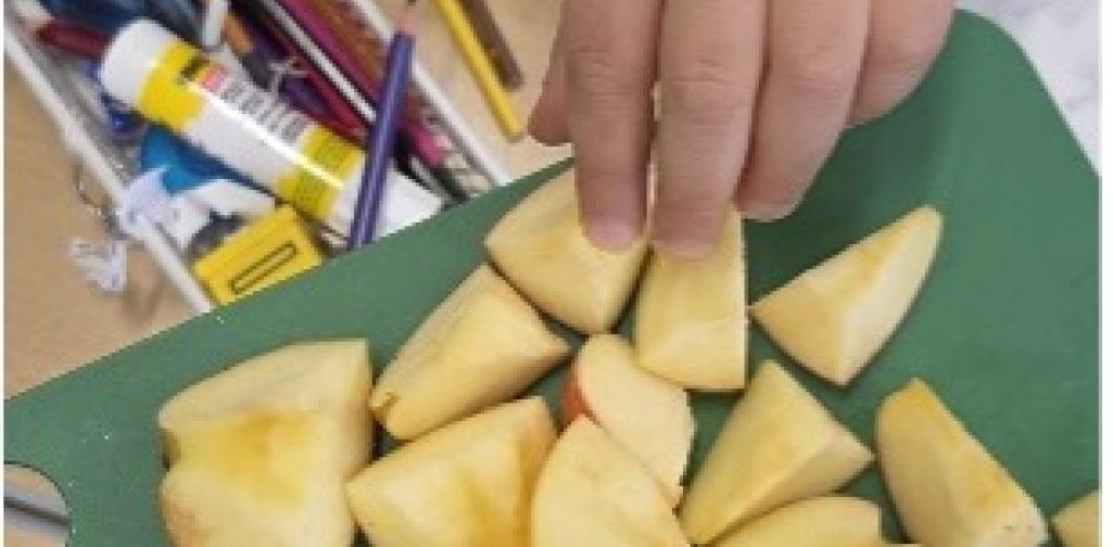 P1 Picture 3 Apple Day P1 Picture 3 Apple Day